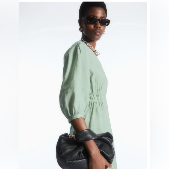 COS Voluminous V-Neck Light Green Midi Dress Size 6 – Lightweight Feminine - Picture 3 of 12